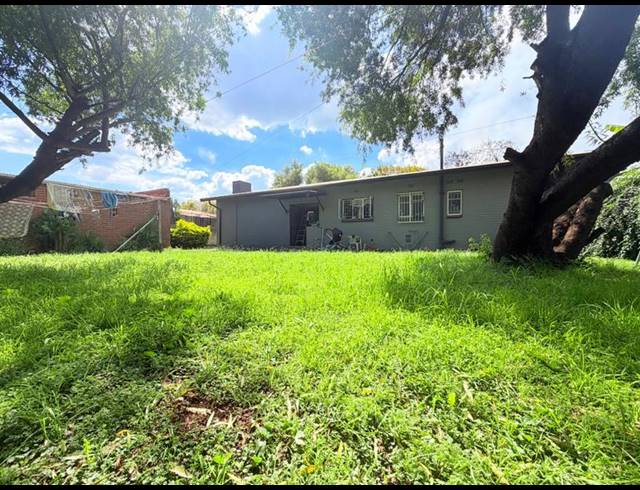 3 BEDROOM HOUSE FOR SALE IN VANDERBIJLPARK CW 5